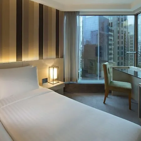 The Royal Pacific Hotel & Towers-2